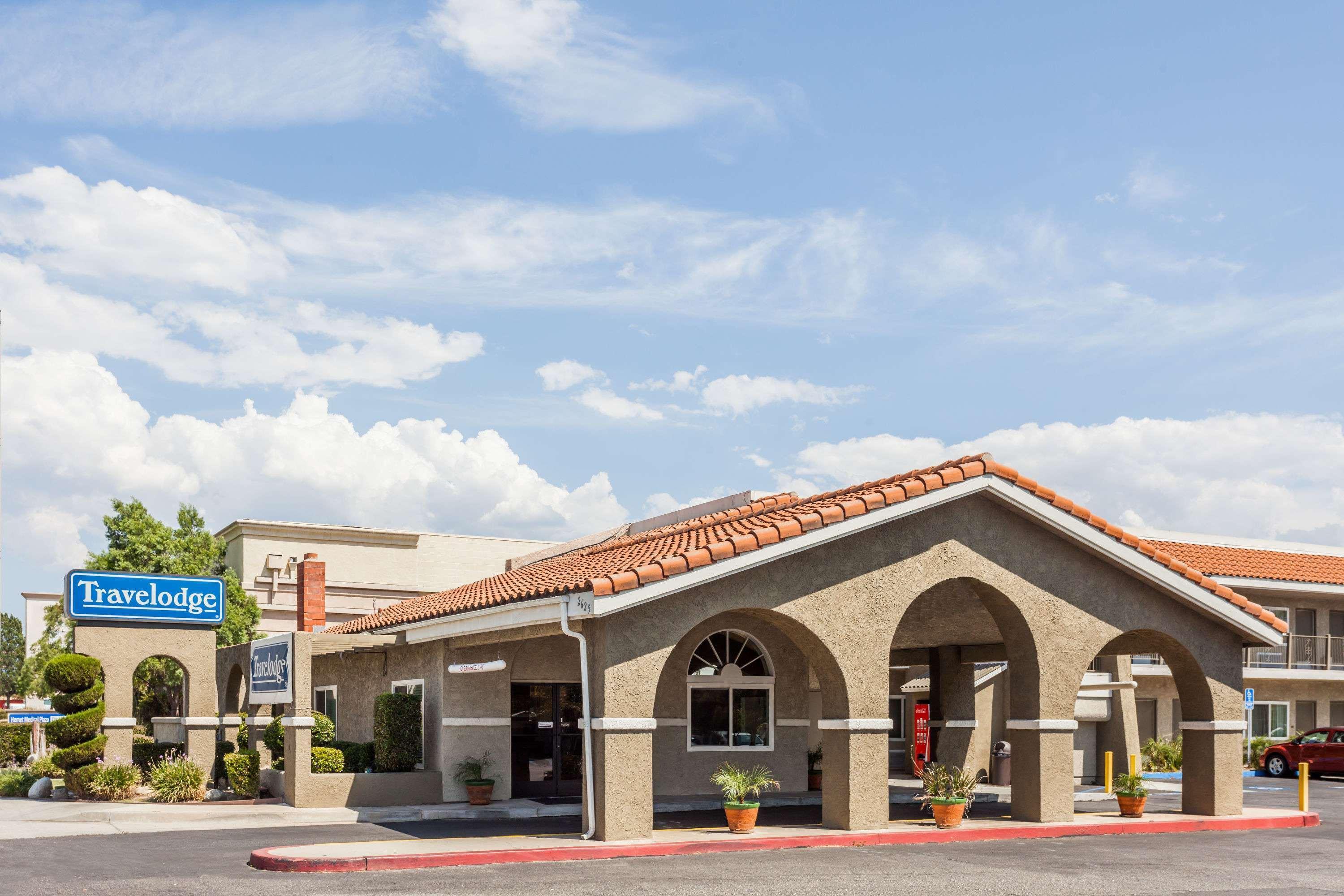 Travelodge By Wyndham Hemet Ca Dış mekan fotoğraf